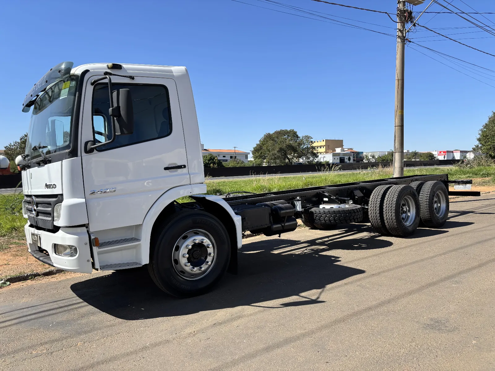 Mercedes-Benz ATEGO 2425 2011