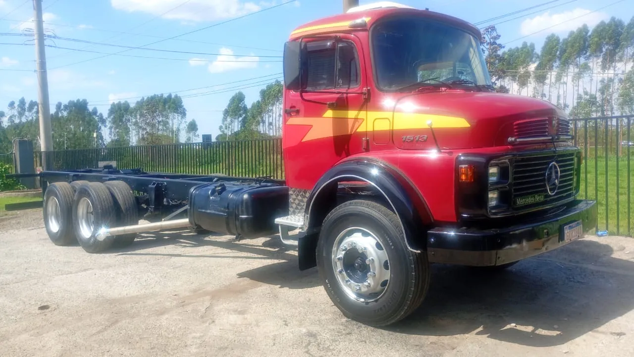 Mercedes-Benz 1513 1979