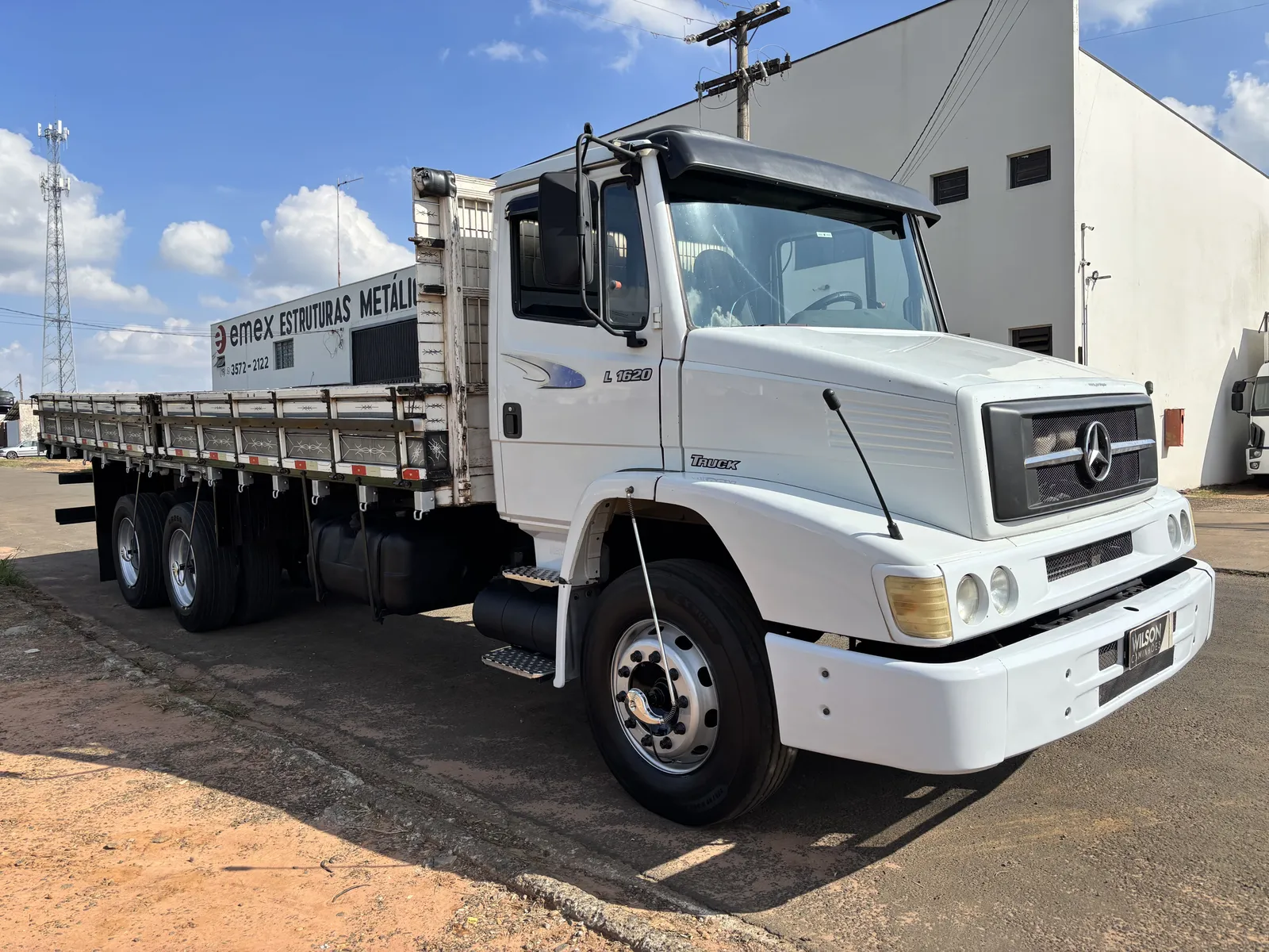 Mercedes-Benz 1620 2003